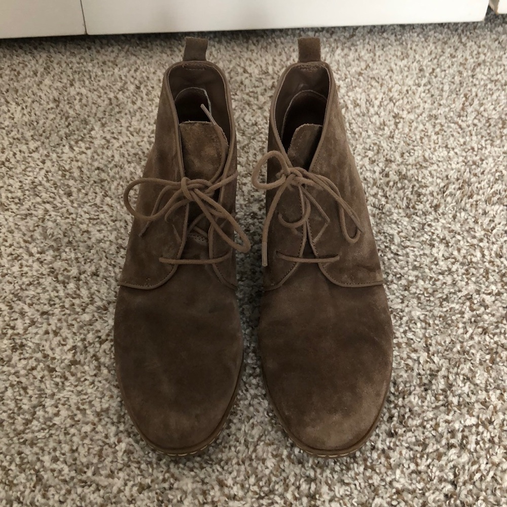 Light brown booties